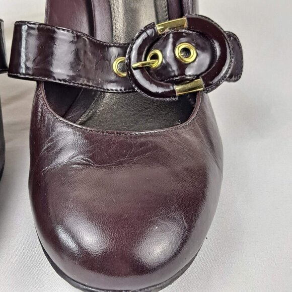 Antonio Melani Size 9M Wine Leather Mary Jane Heels Gold Trimmed Buckle - Picture 3 of 14